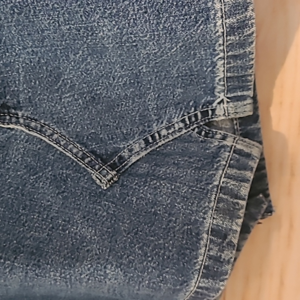 UPCYCLED ☆ HANDMADE "WRANGLER FOR WOMEN" High Waisted Classic Denim Skirt~ W 32" - Picture 3 of 9